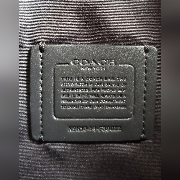 COACH CROSSGRAIN LAPTOP BAG - Picture 14 of 16